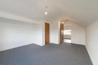 5 Cairnshill ParkImage 9