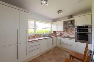 5 Cairnshill ParkImage 5