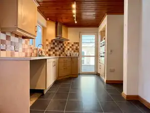 25 Kingsway DriveImage 8