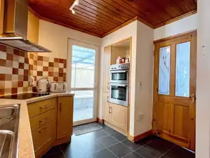 25 Kingsway DriveImage 11