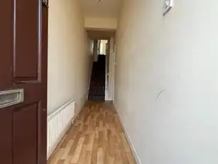 11 Avenue RoadImage 3