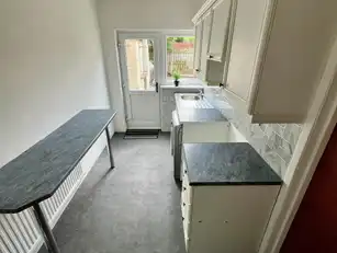 27 Deramore DriveImage 10