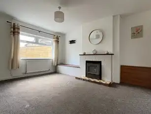 27 Deramore DriveImage 3