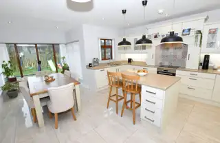 21 Chapel ViewImage 9