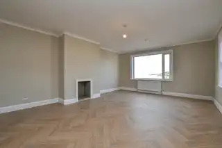 60 Castle StreetImage 4