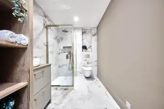 11 Six WestImage 19
