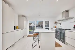 6 Aghermore DriveImage 8