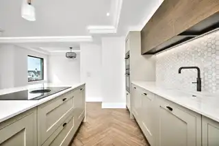 105 'Strand House' 105 Strand RoadImage 8