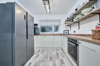 113 Eglinton StreetImage 13