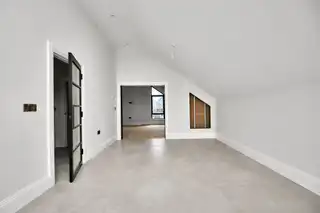 19 Queenora AvenueImage 20
