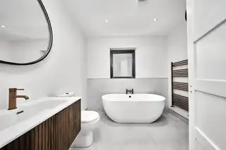 19 Queenora AvenueImage 11