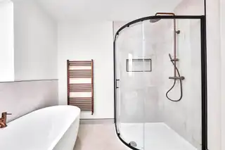 19 Queenora AvenueImage 12