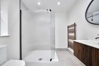 19 Queenora AvenueImage 6