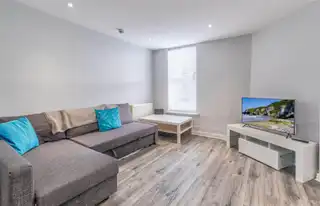 Apt 1, 2 Dunluce AvenueImage 7
