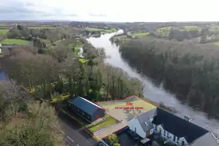 Site 25M South-East Of 'River Cottage'Image 8