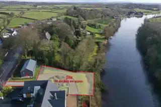Site 25M South-East Of 'River Cottage'Image 11