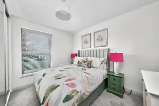 8 Nursery MewsImage 29