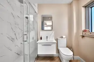 8 Nursery MewsImage 25