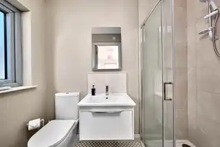 8 Nursery MewsImage 28
