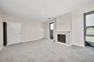 7 Nursery MewsImage 6
