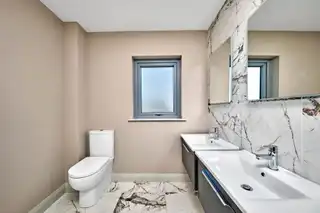 5 Nursery MewsImage 27