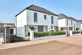 Image 1 for 5 Nursery Mews