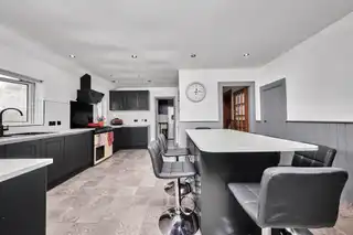 5 Winston DriveImage 9