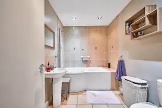 18 Montague CourtImage 19