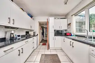 23 Lansdowne CrescentImage 7