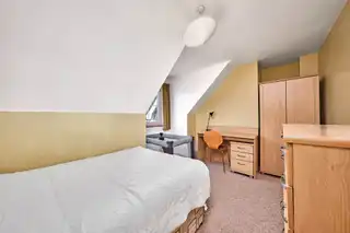 10 Millstone ParkImage 16