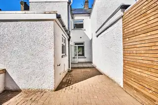 60 Nursery AvenueImage 17