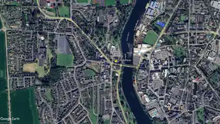 3 Units At 13 WatersideImage 9