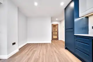 Apartment 1, 17 The PromenadeImage 9