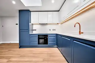 Apartment 3, 17 The PromenadeImage 8