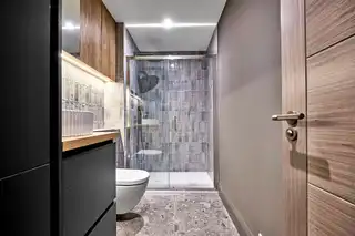 Apartment 6, 18 The PromenadeImage 15