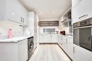 3 Dunluce View ApartmentsImage 2