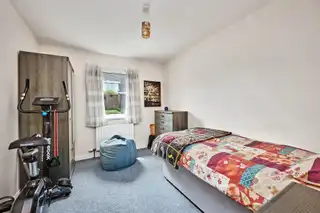 2 Aghermore GardensImage 15
