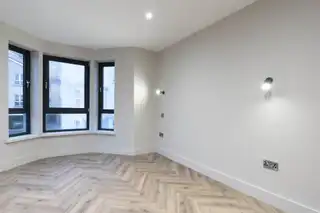 Apt 3, 37 WestImage 13