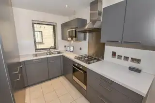 37 Custom House ResidenceImage 8