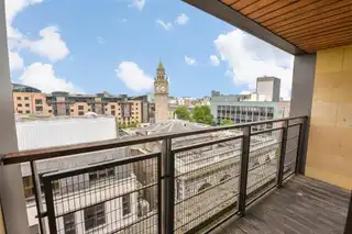 37 Custom House ResidenceImage 9