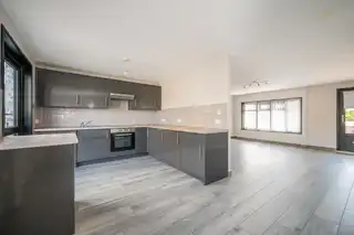 37 Black Mountain WalkImage 5