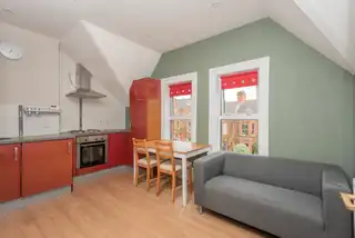 Apt 8, 85 Eglantine AvenueImage 3