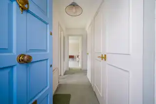 Apt 8 Deramore CourtImage 2