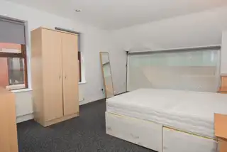 Apt 12 Myrtlefield ManorImage 11