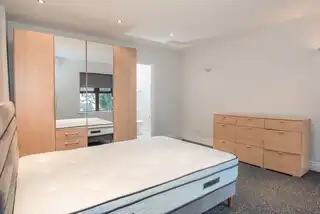 Apt 12 Myrtlefield ManorImage 8