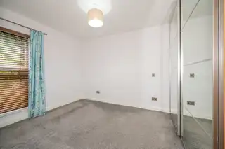 Apt 3 Balmoral ManorImage 17