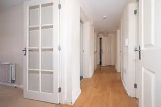 Apt 6 Elm HouseImage 4