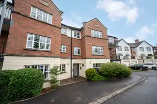 Apt 6 Elm HouseImage 2