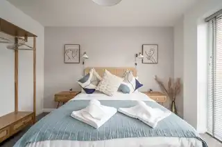 14 Ashley CourtyardImage 11