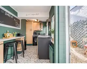42 Dunraven AvenueImage 6